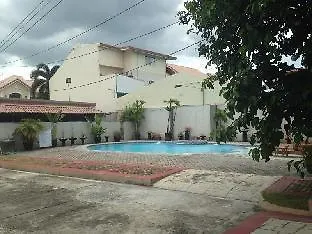 Hotel Dm Residente Resort Angeles