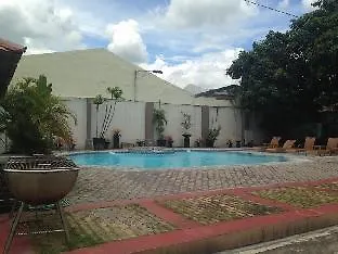 Dm Residente Resort Angeles Hotel